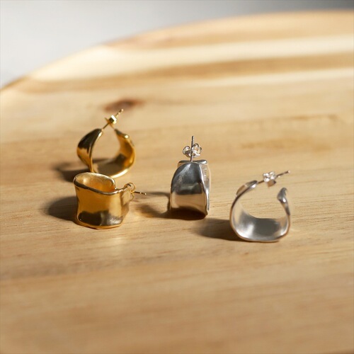 Japanese niche literary retro brass gold-plated Hikaru Matsumoto identical irregular C-shaped earrings 925 silver needle earring