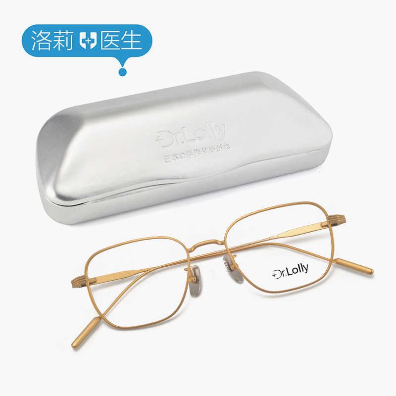 洛莉先生の超軽量純チタンの額縁の暴竜の同モデルの近視純チタンの鏡のフレームの丹陽のメガネの明月のレンズは鏡を配合します。