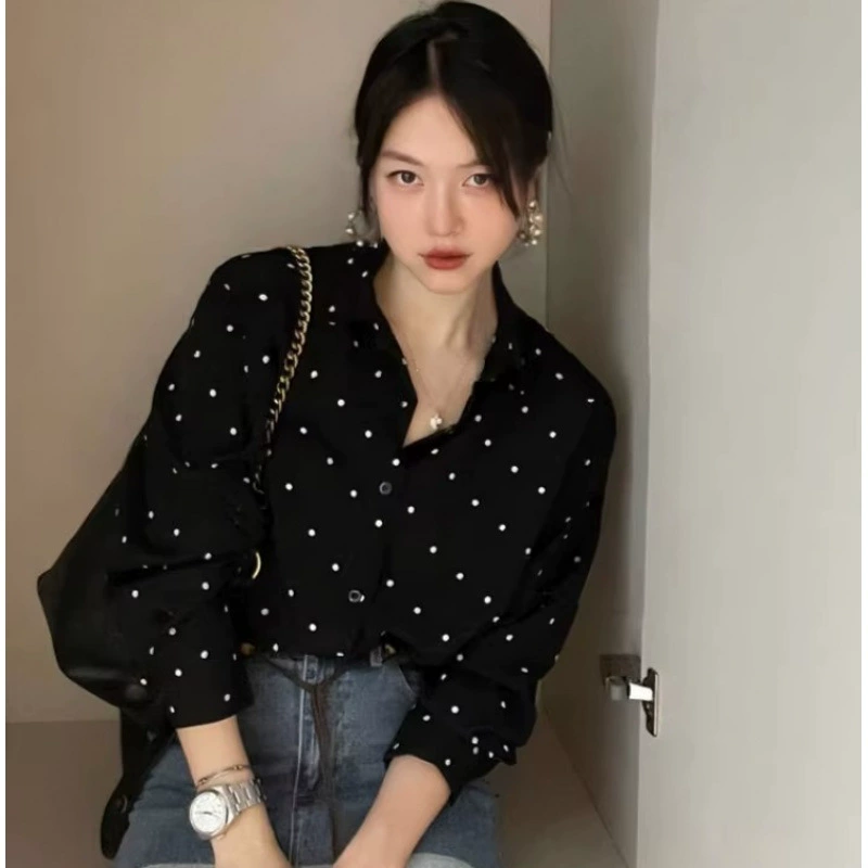 Весенняя рубашка 2025 года большой размер корейская chic Hepbury ветер лацканный воротник, контрастный цвет, свободная рубашка с длинными рукавами