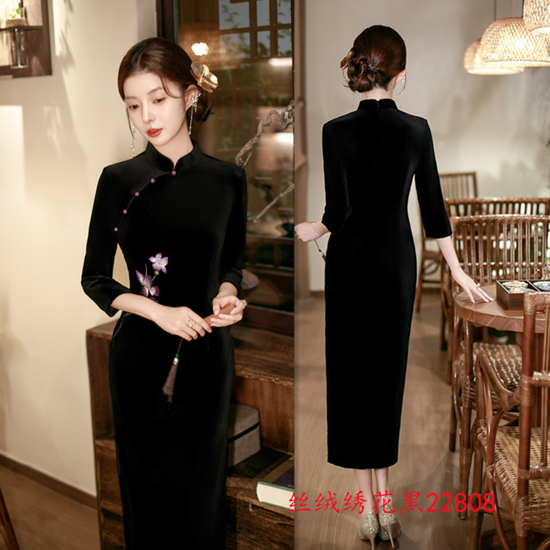 丝绒绣花长款七分袖旗袍2025秋新款时尚改良新中式喜妈妈婚宴旗袍|undefined