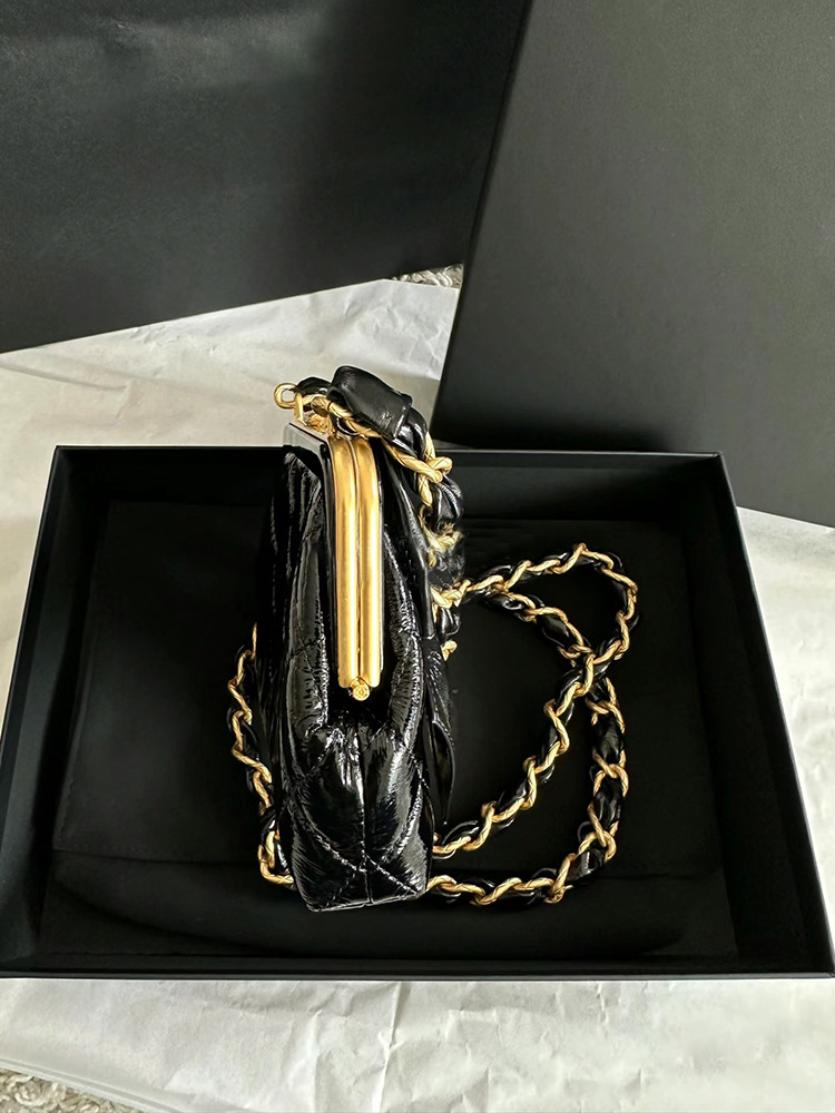 Piccola borsa a tracolla a mano con tracolla singola, design di nicchia, nuova borsa a tracolla da donna con catena, fibbia, oro, alla moda_voghion.com