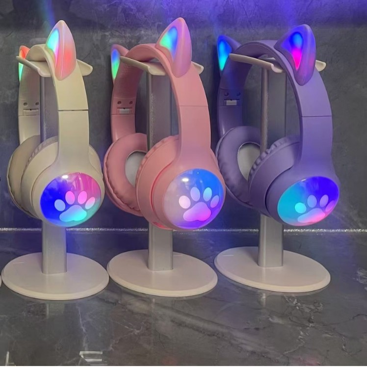 Nuevos dibujos animados transfronterizos RGB iluminados lindos oídos de gato garras de gato auriculares Bluetooth inalámbricos auriculares de juego image 2