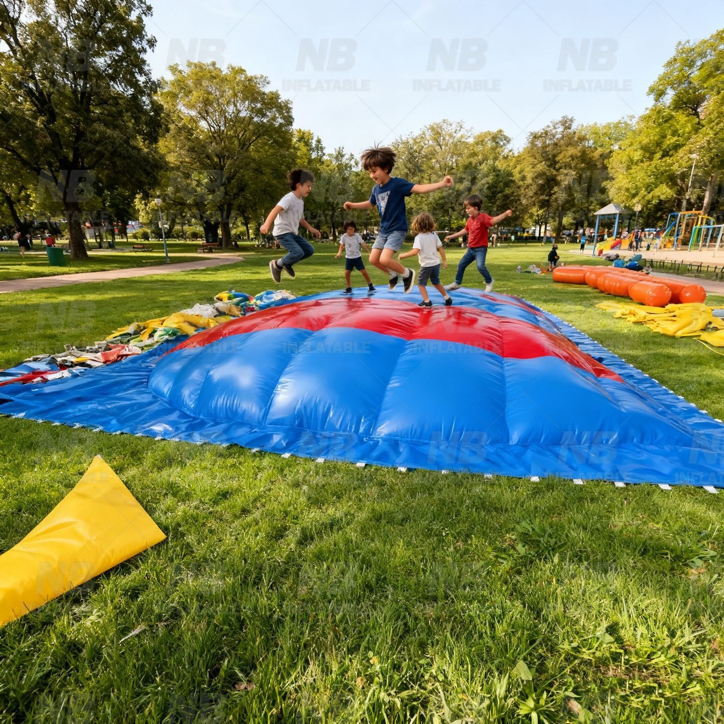 Gran equipo de parque infantil al aire libre sin motor para niños saltando nubes saltando nubes red famosa punto escénico parque para padres e hijos trampolín