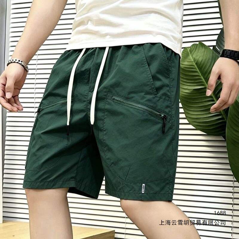 Summer Men's Quick-Dry American Retro Work Shorts, Breathable Sports Shorts for Outdoor Wear, Large Size, Loose Fit with Zipper