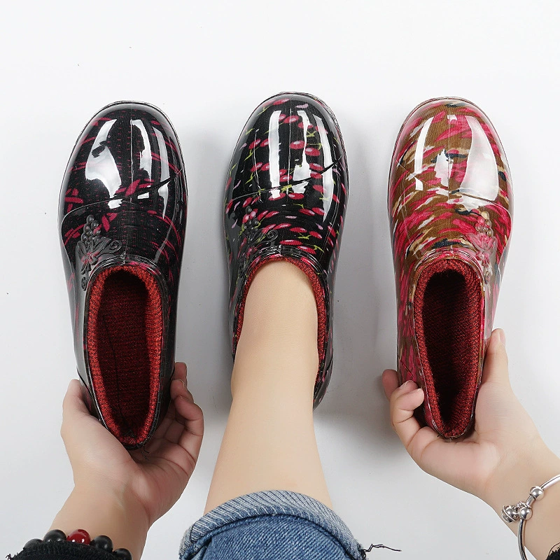 Весенне-осенние женские непромокаемые туфли с низким верхом, обувь Yuanbao с закрытым ртом, обувь Yuanbao для мамы, кухни, автомойки, непромокаемая обувь, нескользящая теплая Водная обувь с флисовой подкладкой