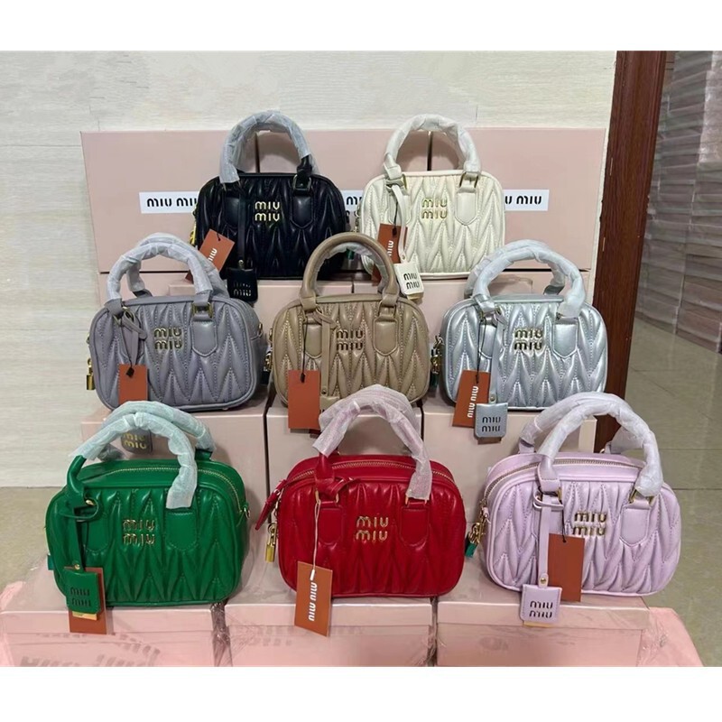 Miu Miujia Pleated Lock Bowling Bag Boston Miss Handbag Single Shoulder Crossbody Women's Bag Miu Miujia Pleated Lock Bowling Bag Boston Miss Handbag Single Shoulder Crossbody Women's Bag