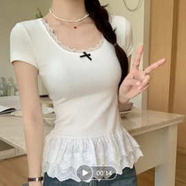 白色蕾丝花边短袖t恤女夏季芭蕾风设计感小众减龄正肩修身上衣服