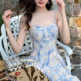 法式蓝色油画长裙沙滩裙碎花吊带连衣裙女夏仙气质收腰2024夏