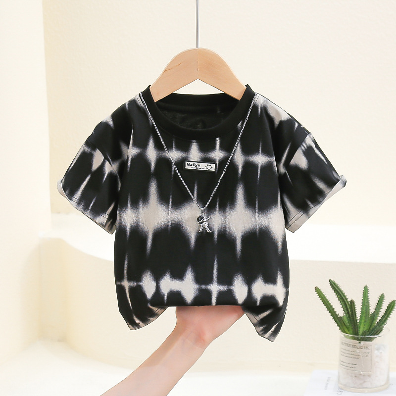 7810 Camiseta de manga corta para niños Verano 2025 Nuevo vestido de verano para bebés Camiseta fresca y atractiva para niños Tops para niños de moda