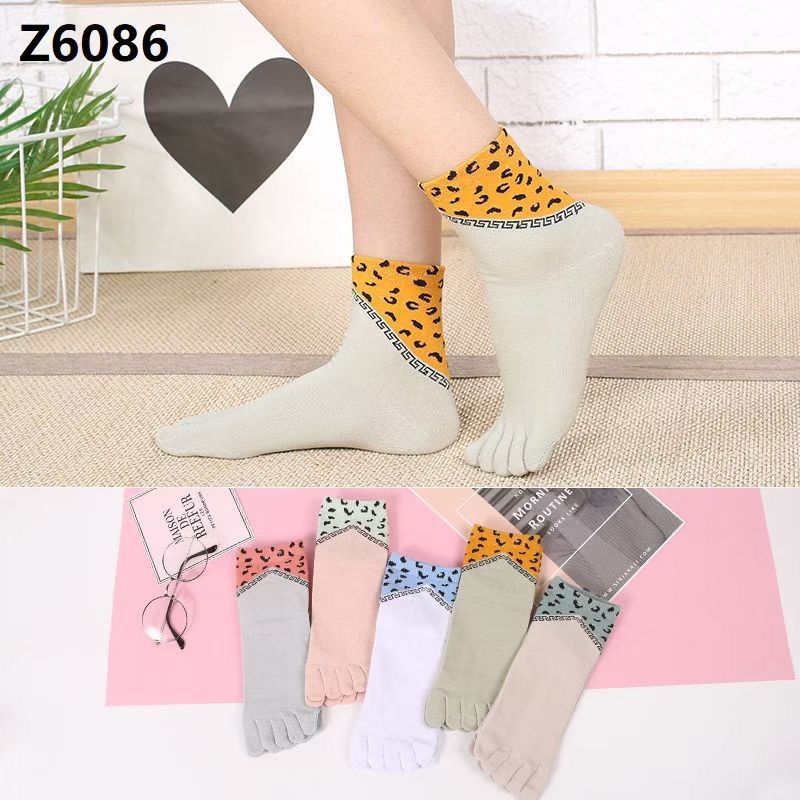 Japanese trend solid color women's Tabi