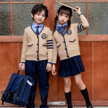 �׃��@У����ɫ�R��ë��������Ӣ���WԺ�LС�W���ώ�У���������b