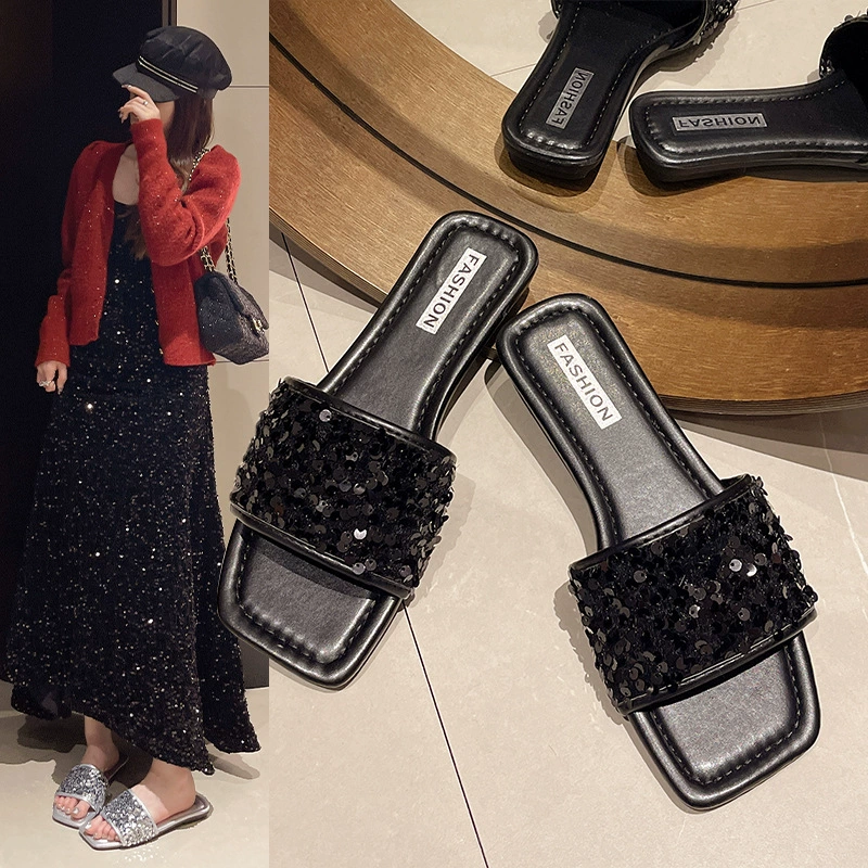 Оптовая продажа новых летних шлепанцев женские летние модные носить темперамент черный элегантный стразы толстые каблуки холодные тапочки
