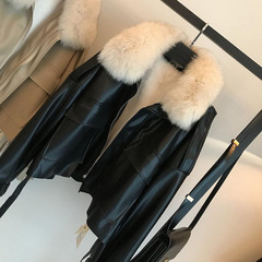 2025秋冬にベルベットを厚くした毛皮の服の短いタイプは、キツネの毛の襟の毛皮のコートの女性を模倣することができる