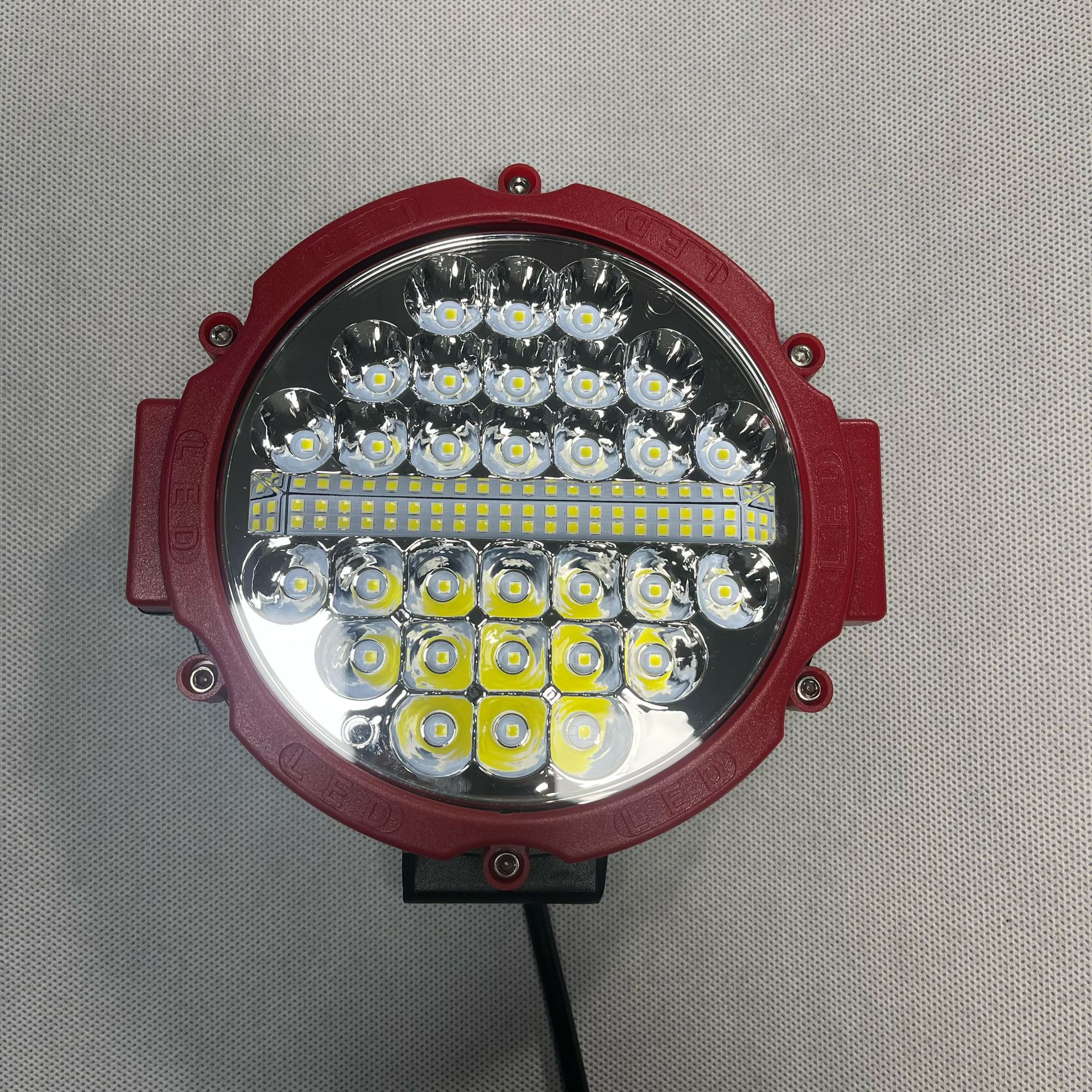 7-inch 70LED off-road work light LED modified spotlight engineering vehicle front bumper light truck ceiling light overhaul