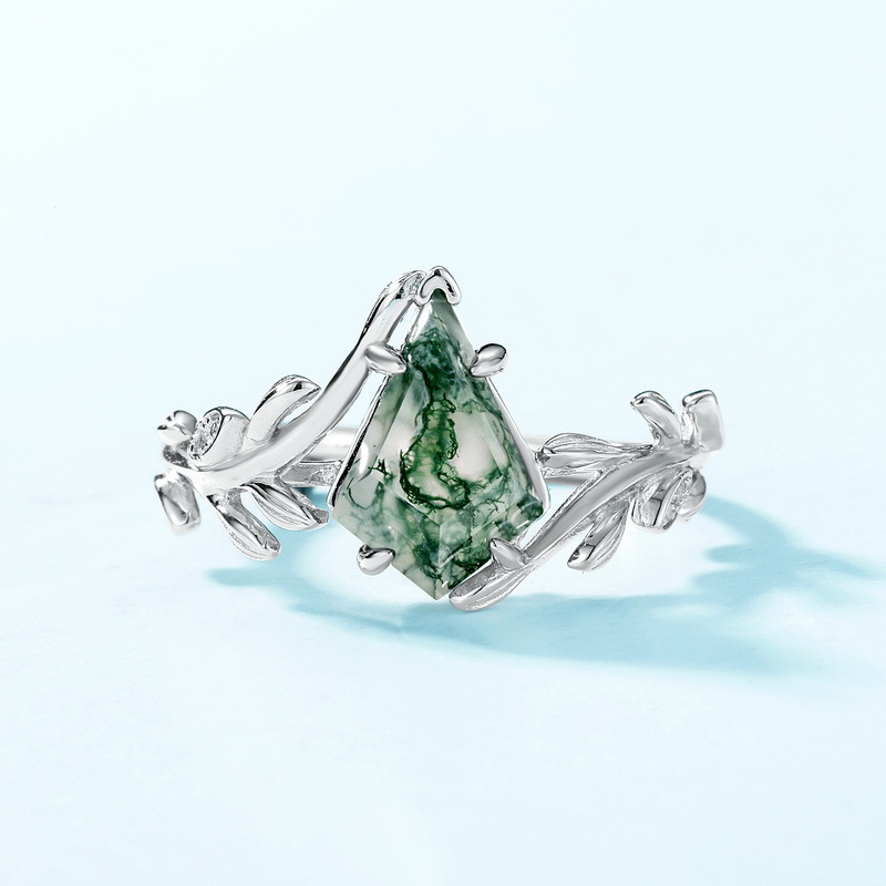 Nuevo anillo de piedra de musgo verde natural de rama de olivo transfronterizo S925 anillo de dedo de alimentación geométrico de ágata con incrustaciones de plata Europa y América