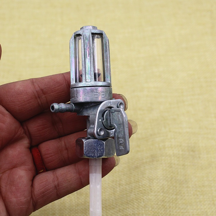 El interruptor del tanque de combustible de la motocicleta es adecuado para el interruptor de la válvula del circuito de aceite del tanque de combustible Wuyang WY125 - A-C - F.