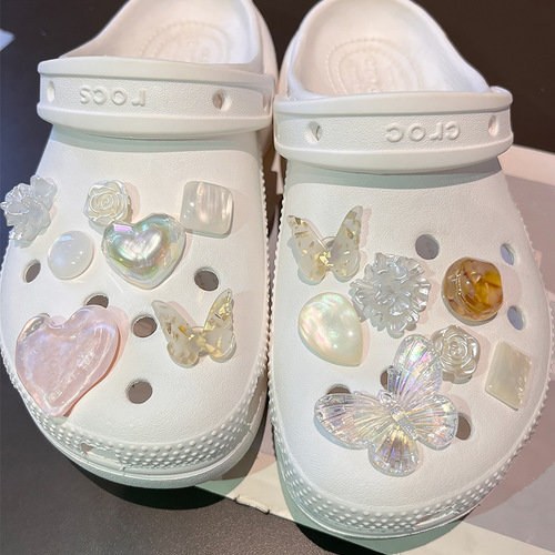 Xiaohongshu style hole shoe accessory shoe flower shoe buckle DIY detachable decorative buckle clip accessory cross accessory