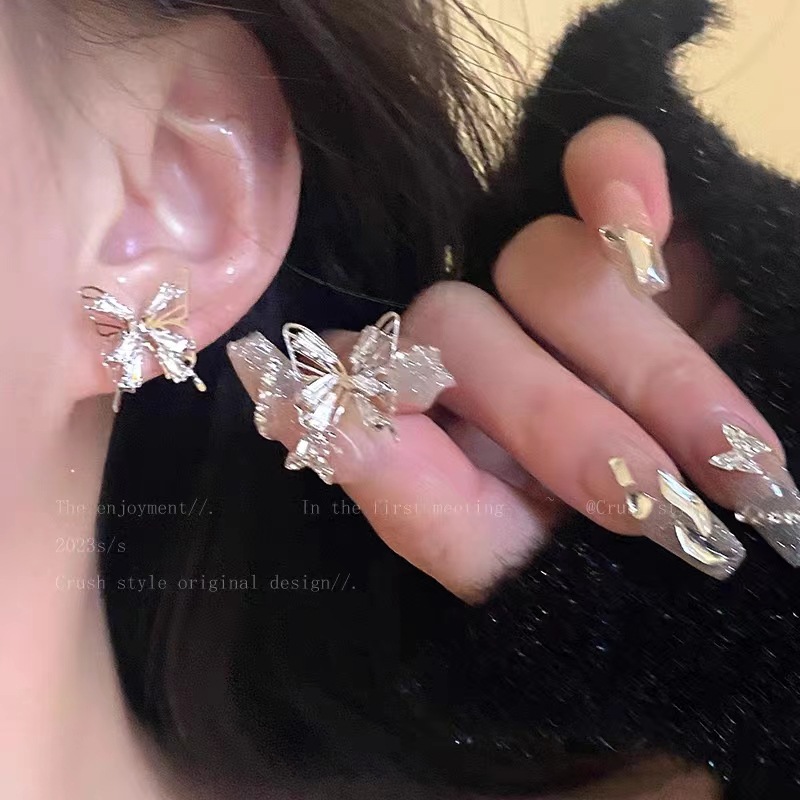 EH-062 Silver