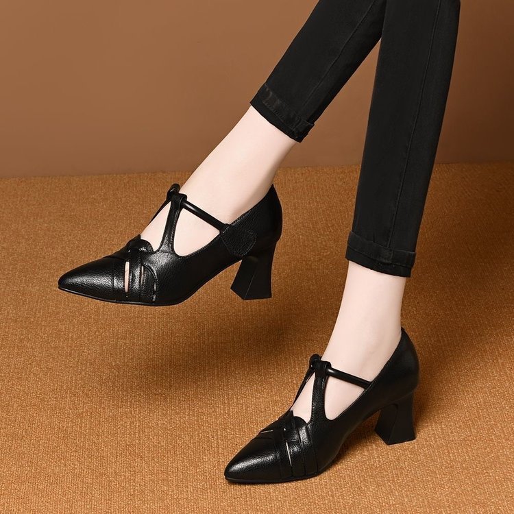 2026 primavera y verano de moda zapatos de una sola mujer con un nuevo velcro con talón grueso zapatos de tejido de talón alto