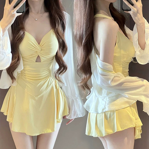 One-piece swimsuit new one-piece dress style two-piece set conservative style covering flesh to make you look slim and fat girl student flat angle fake