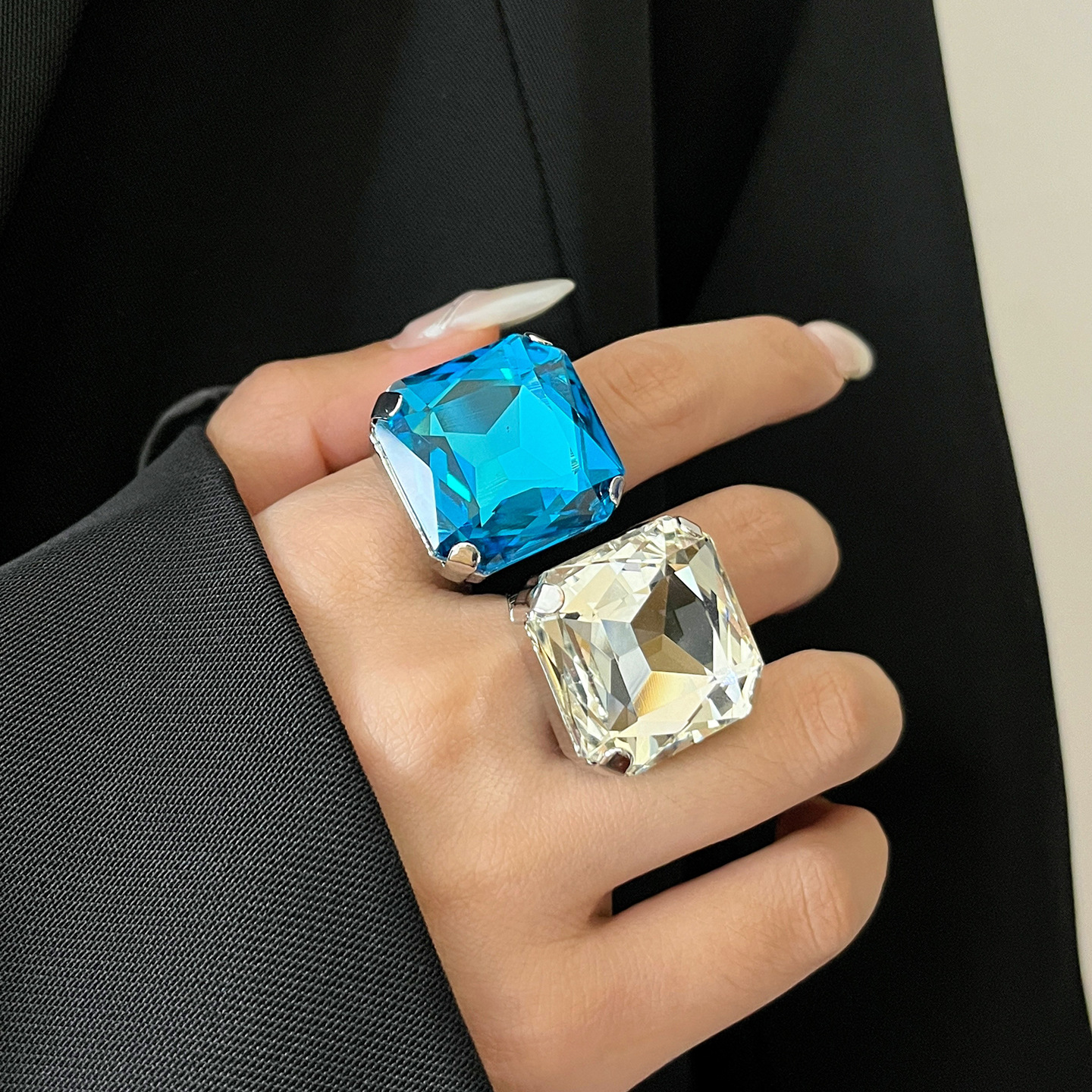 Niche Design Exaggerated Square Large Gemstone Open Ring for Women 2025 New Style Accessible Luxury High-End and Beautiful Ring