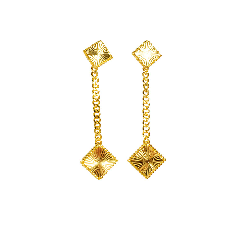 Combinación de anillo de aretes de oro de arena, moda cuadrada, lujo ligero, sentido de alta gama, verano de nicho, Yiwu, joyería al por mayor