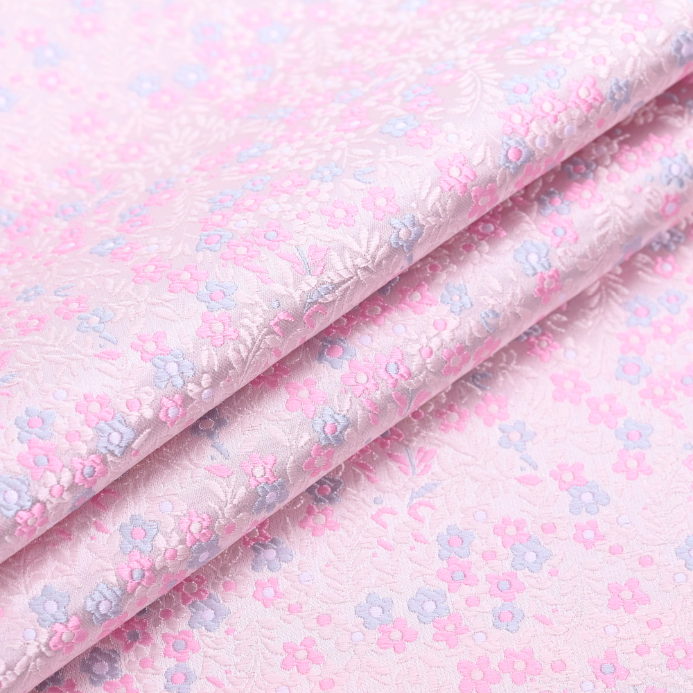 厂家供应涤丝提花领带面料 佩期利腰果花色织面料领带布料批发