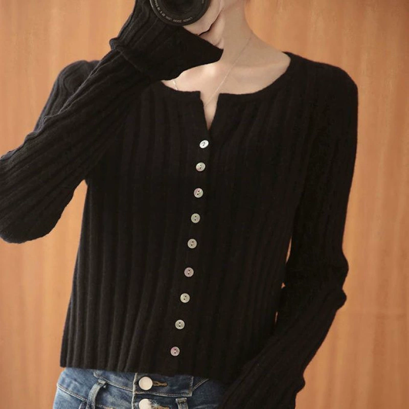 Демисезонная короткая кофта-п cardigan?