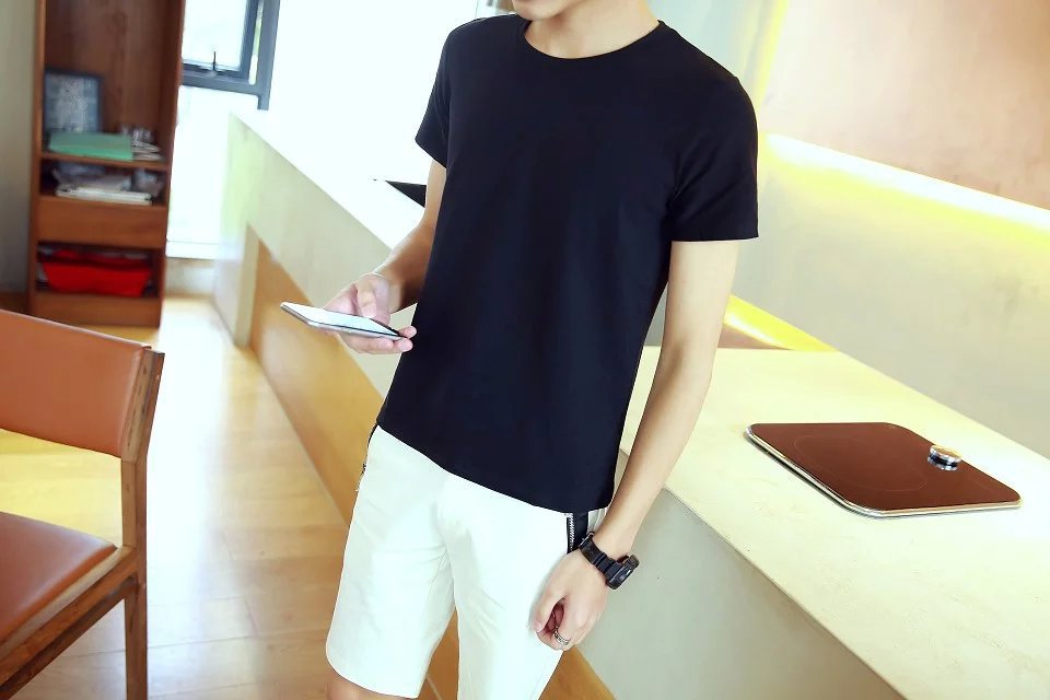 라운드넥 반소매 블랙