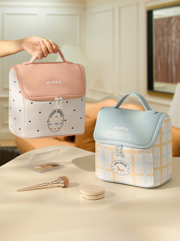 化妆品收纳包女便携式2025新款洗漱袋旅行轻便款高端网红超火外出|undefined