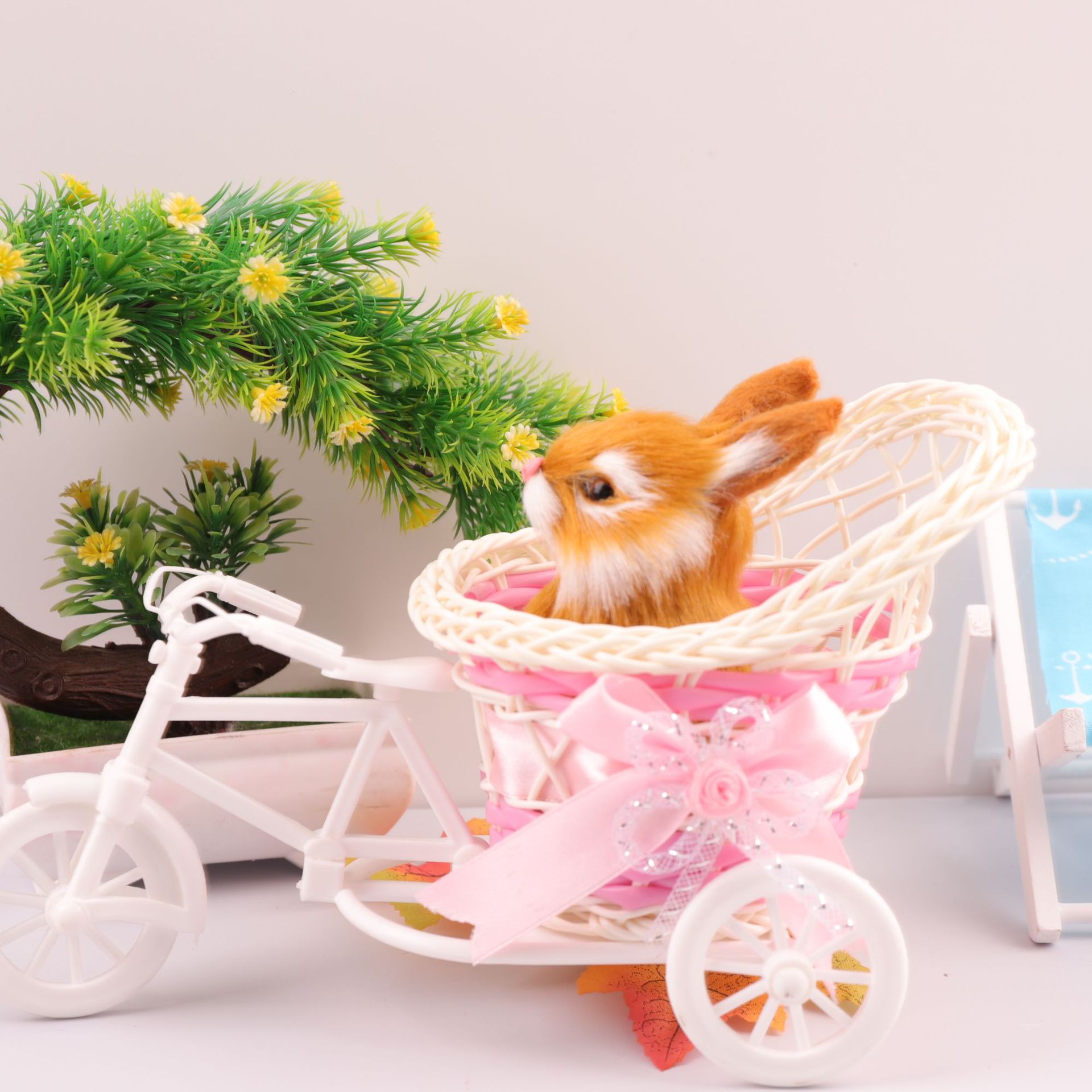 (핑크) 삼륜차 (노란색) 중성 토끼