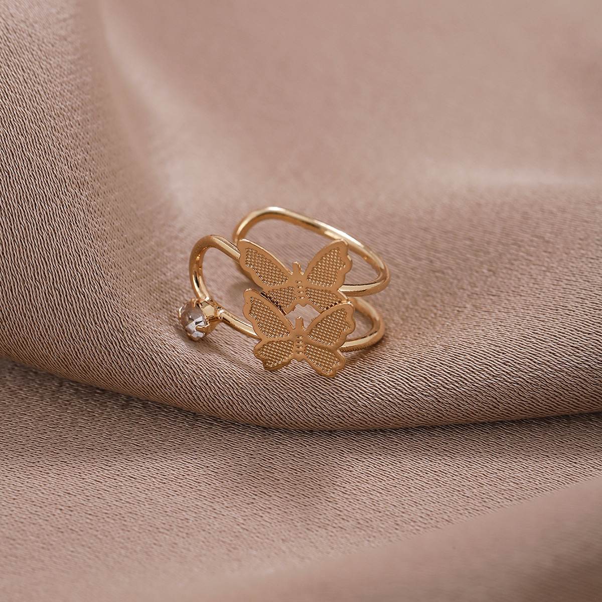 Mori mariposa oreja hueso clip pendientes sin orejas nicho de alto grado elegante simple retro diamante incrustado solo clip de oreja en forma de U