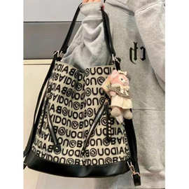 2024新款多功能单肩斜跨包复古大容托特包学生上课百搭通勤包女