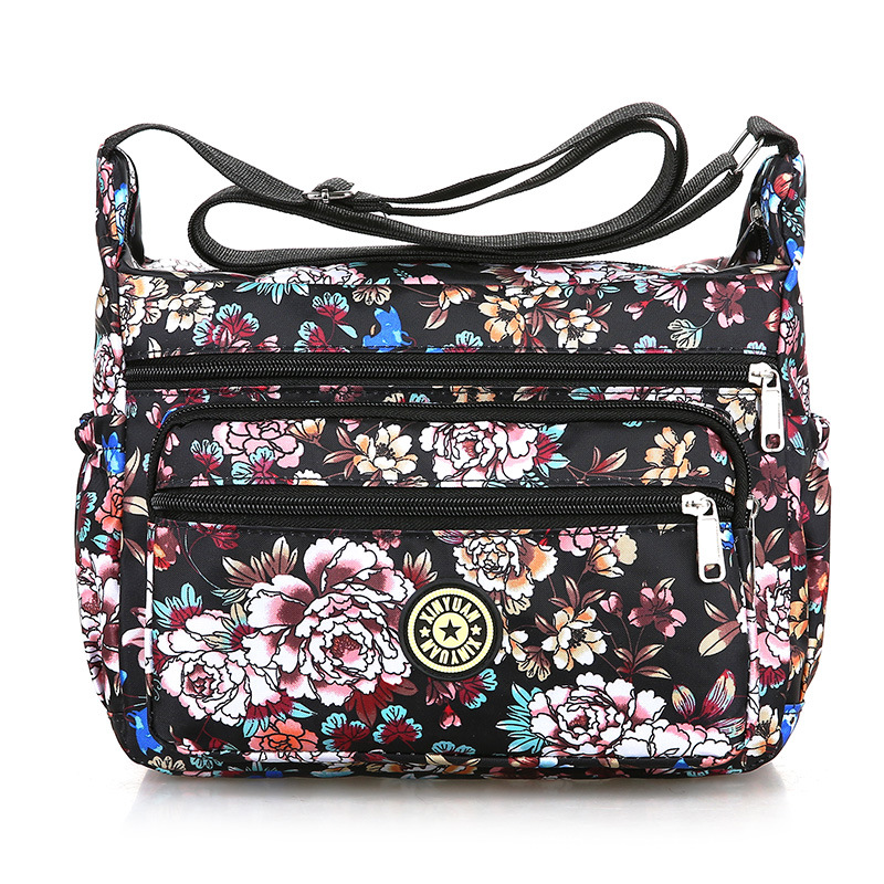 Bolso bandolera de nailon para mamás – Diseño cómodo y moderno – Ideal para verano image 16