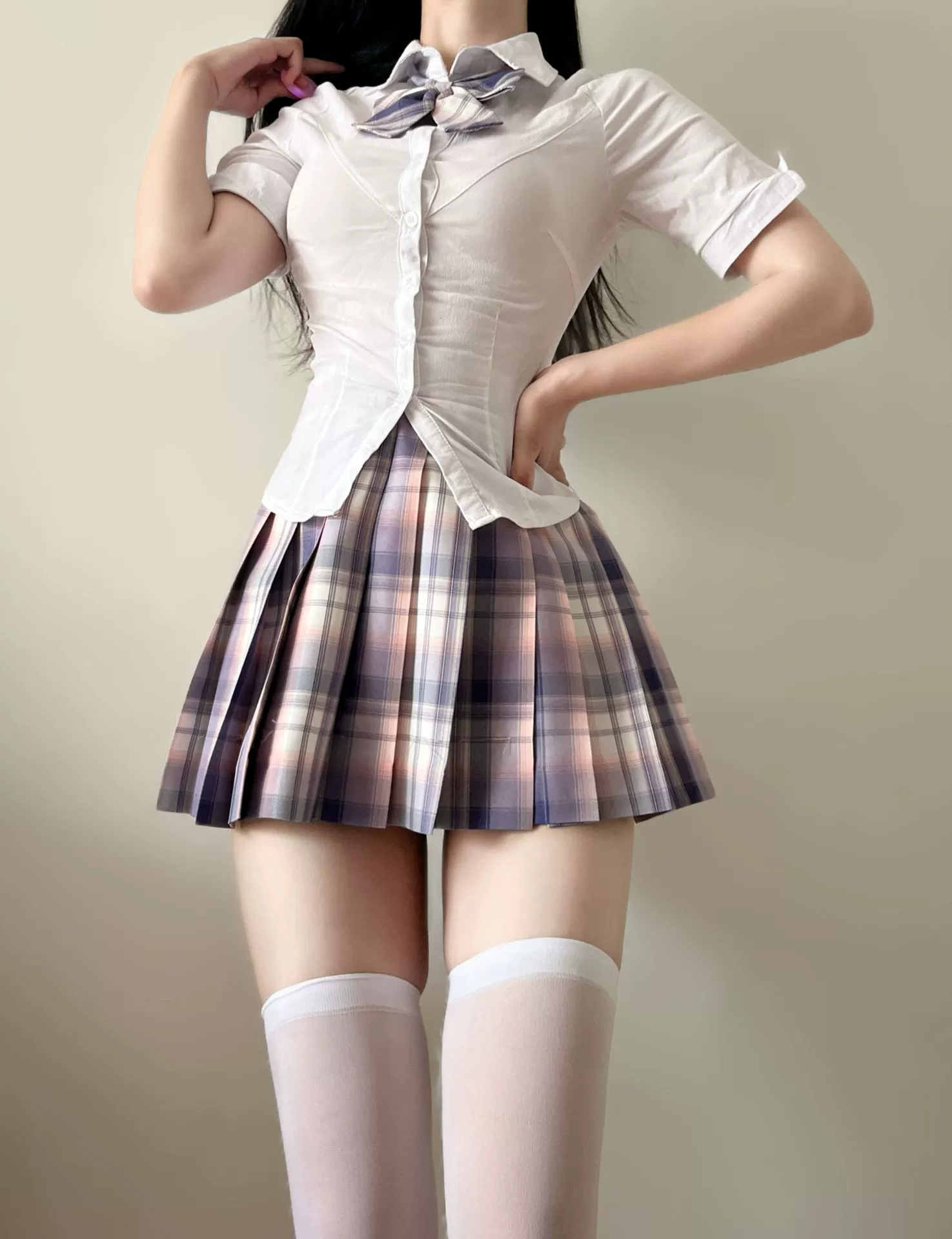 Платье? Нет. The input is a skirt. Translate: "Genuine summer student pleated skirt, high waist"