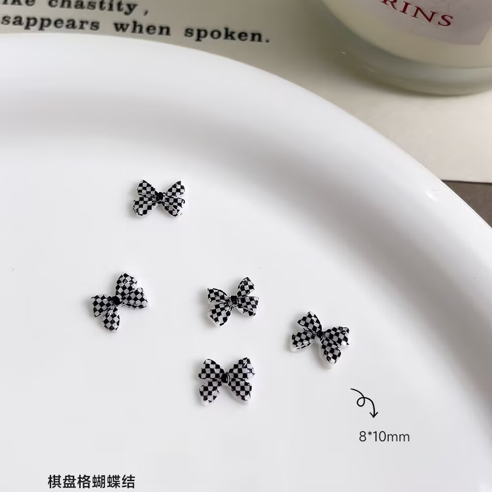 11 # 격자 무늬 폴카 도트 활