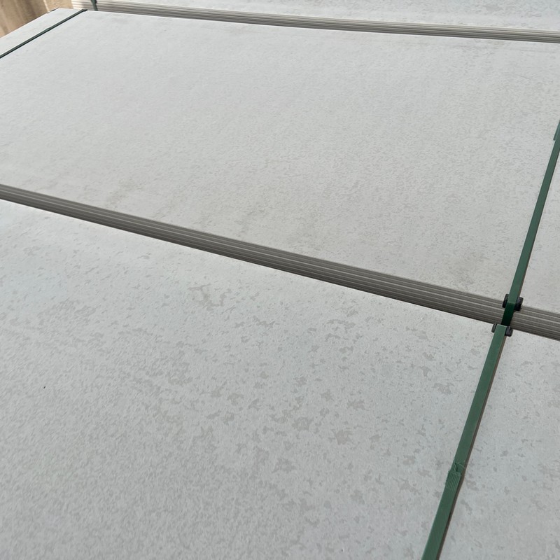 吸水率低干挂栈桥板 按尺供应屋面网架外墙纤维水泥板购销