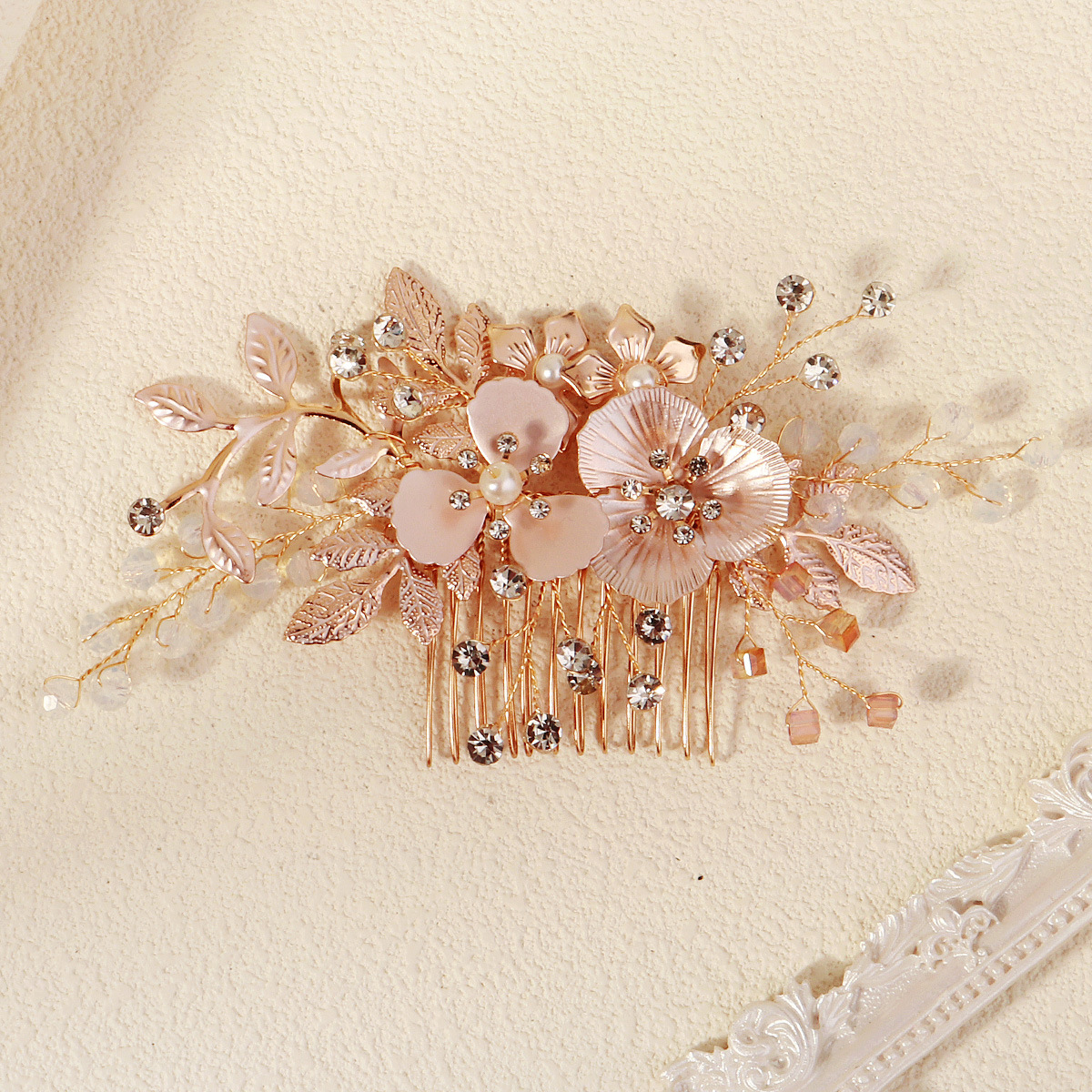 All Seasons Season Retro Women's Flower Alloy Hair Clip