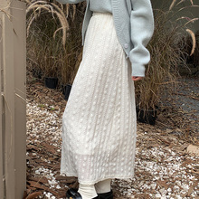 提花蕾丝半身裙女2024秋冬季新款茶系穿搭气质法式字中长小白裙