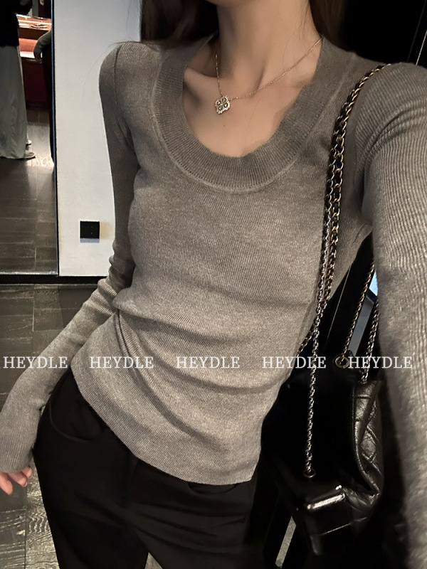 黑豆哼哼 无糖高级感*u领针织衫上衣女秋冬长袖内搭打底修身毛衣|undefined
