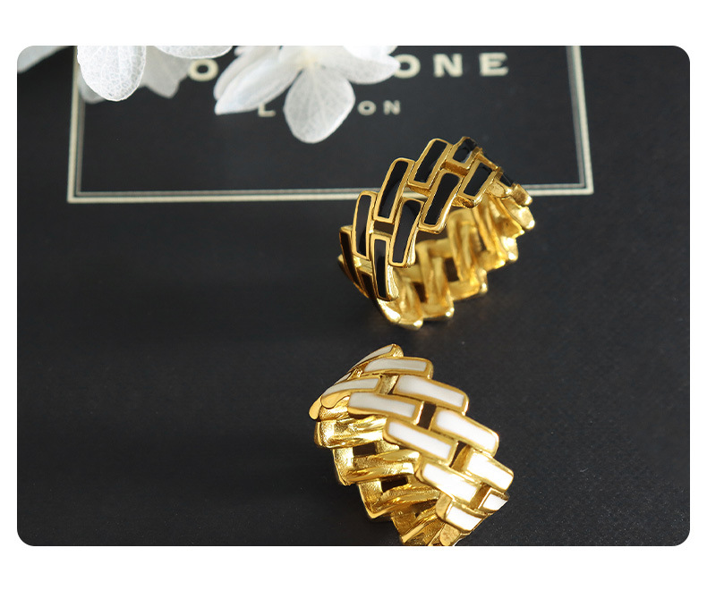 Retro Rectangle Titanium Steel Enamel Rings