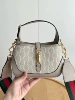 Milky white small size 19-13-3cm