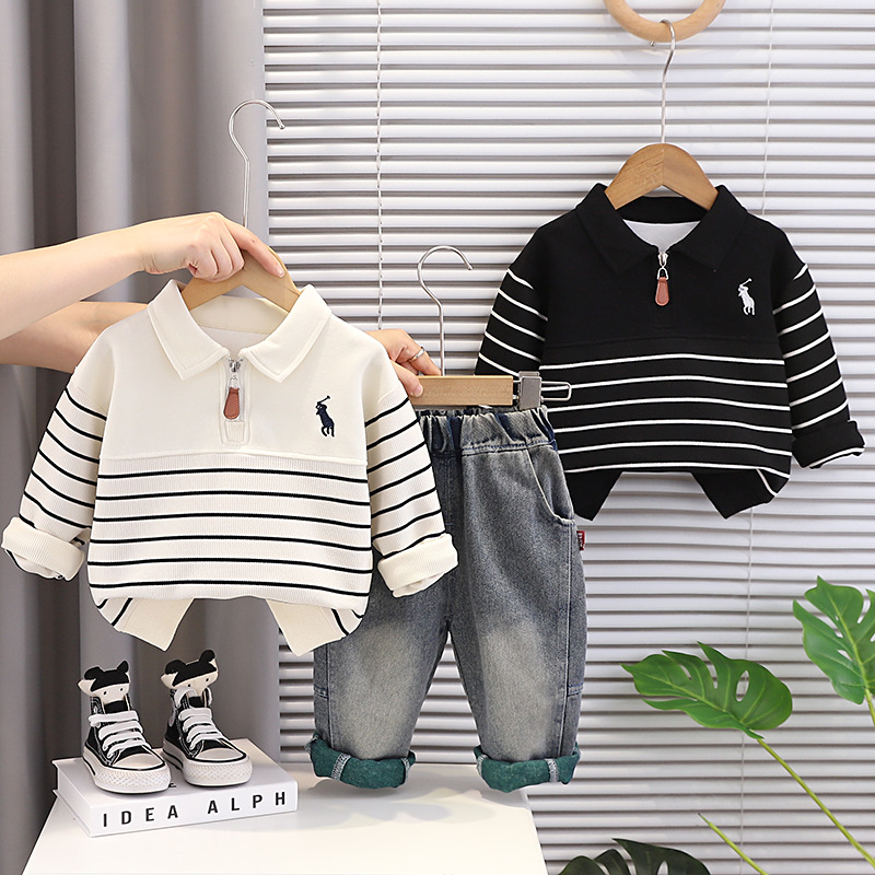 Children's autumn sweatshirt for boys