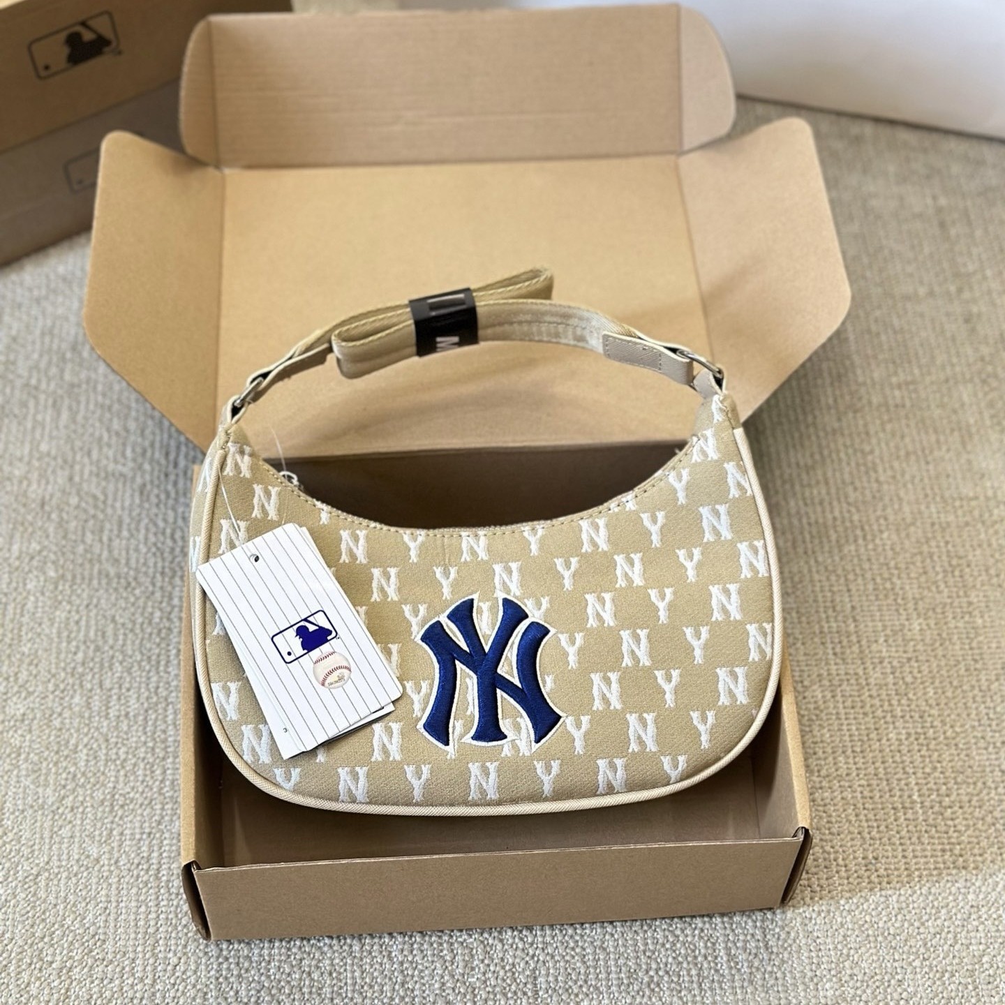 뉴 D버클 겨드랑이 카키