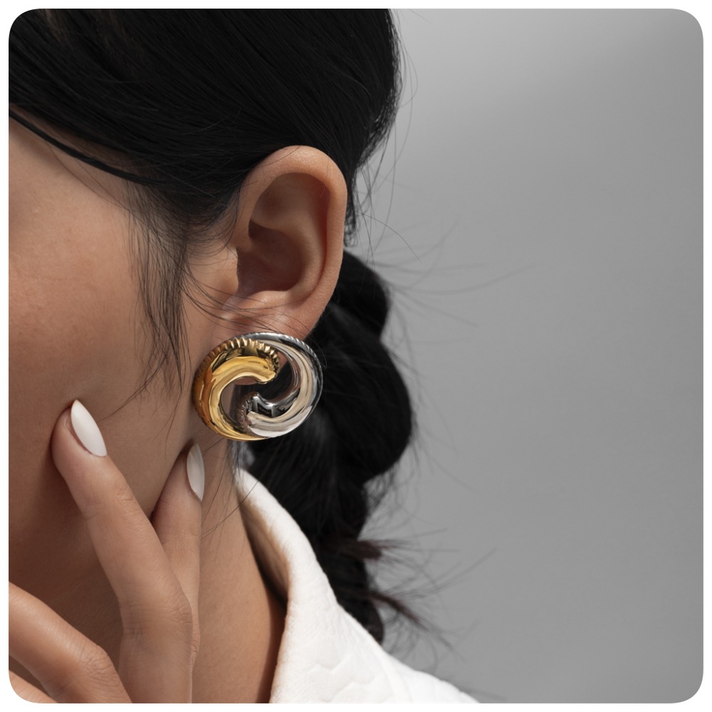 Tina personalidad transfronteriza bicolor geometría redonda 18k aretes de acero inoxidable europea y americana alta sensación no se desvanece aretes para mujeres