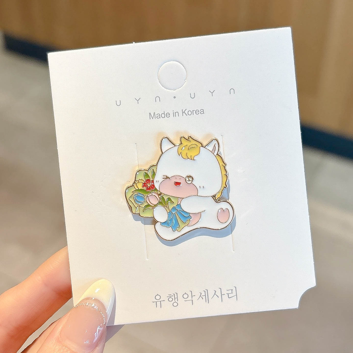 Broche de dibujos animados de Año Nuevo adorable año del caballo pequeño regalo pin accesorios insignia de Año Nuevo ropa decoración al por mayor