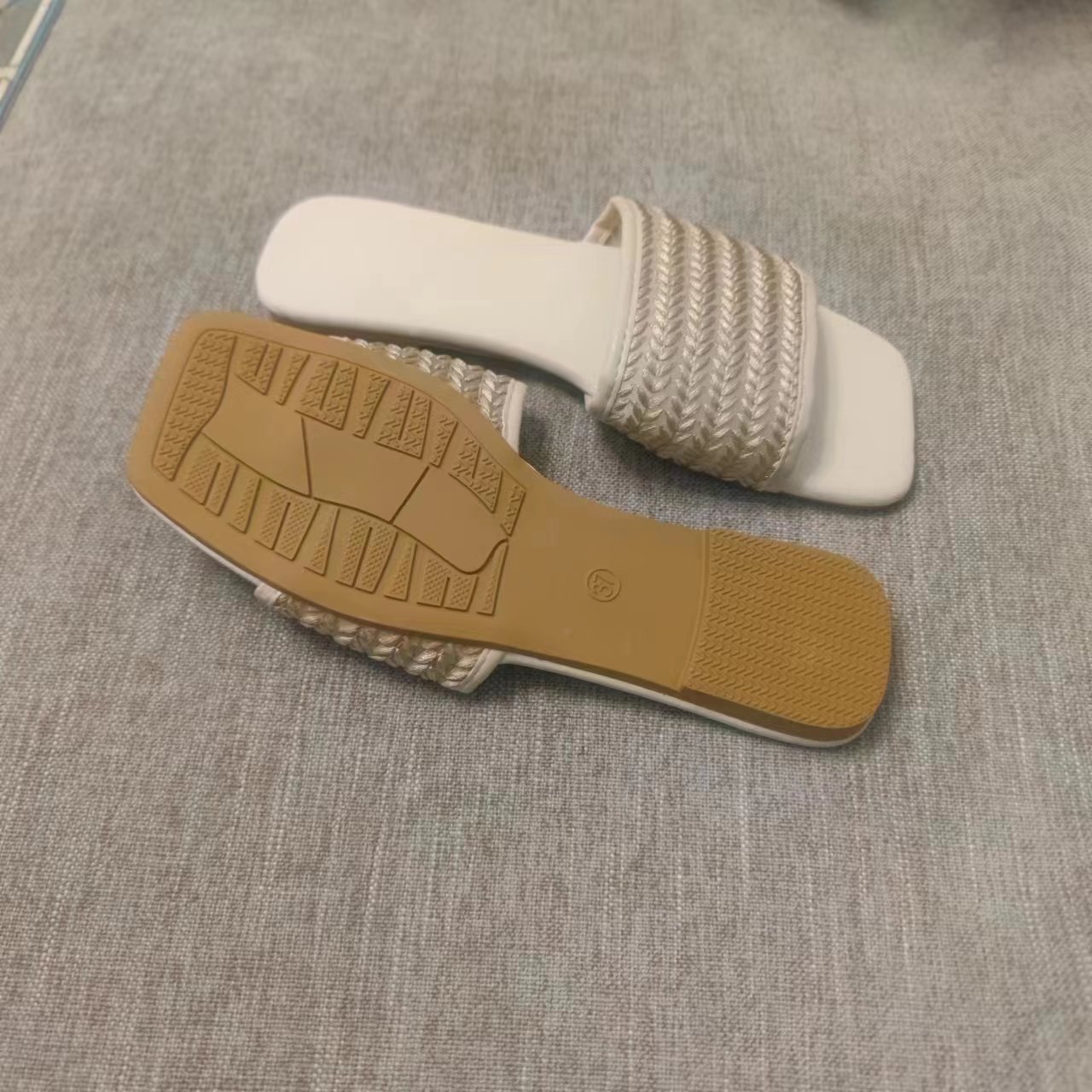 Sandales tissées à fond plat pour femmes, vêtements d'extérieur d'été, pantoufles taille unique, nouvelle collection 2023_voghion.com