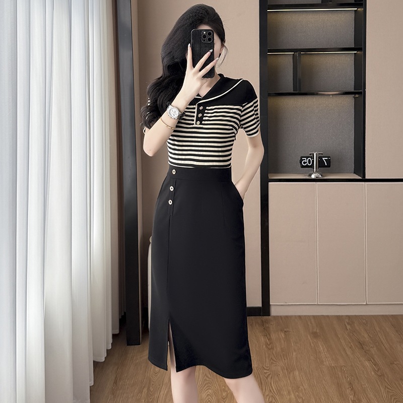 条纹拼接假两件套修身显瘦大码女装胖夏季新款短袖连衣裙妈妈装