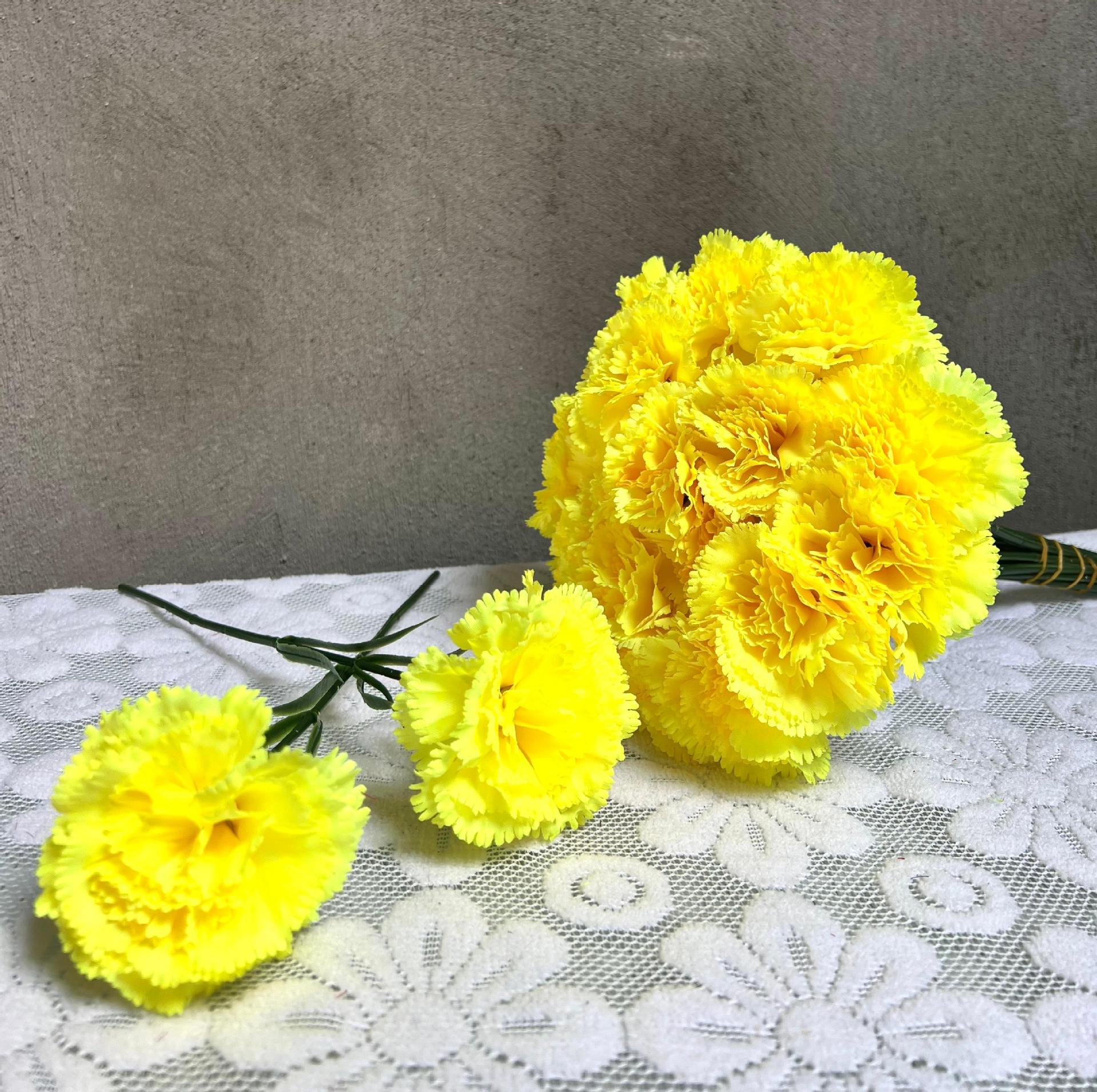 노란색(폴 포함)