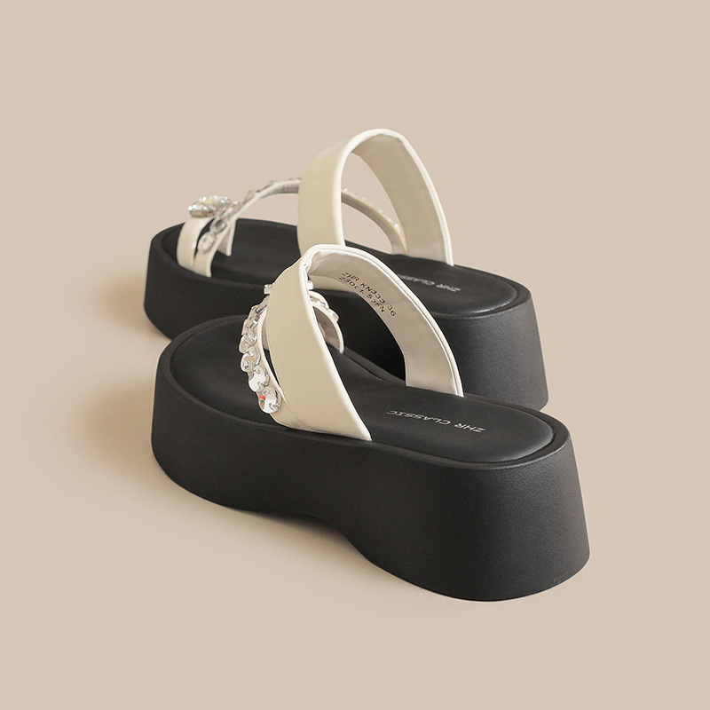 Sandal nữ đế dày tăng chiều cao đính đá lấp lánh phong cách Hàn Quốc — KN333 Đen